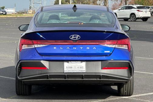 2026 Hyundai ELANTRA HEV SEL Sport