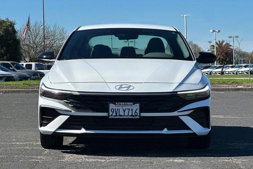 2025 Hyundai ELANTRA Sport