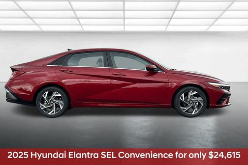 2025 Hyundai ELANTRA SEL