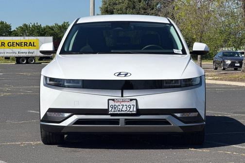 Atlas White 2023 Hyundai IONIQ 5 SE