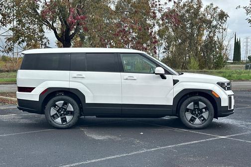 2026 Hyundai SANTA FE SE