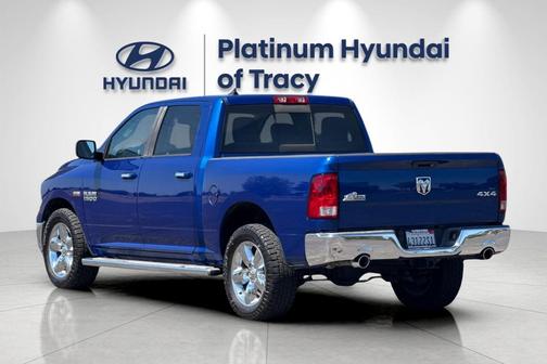 Blue Streak Pearlcoat 2014 RAM 1500 Big Horn