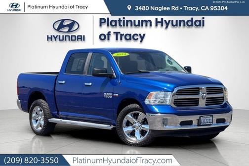 Blue Streak Pearlcoat 2014 RAM 1500 Big Horn