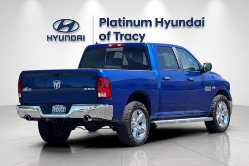 Blue Streak Pearlcoat 2014 RAM 1500 Big Horn