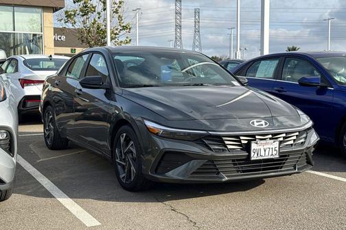 2025 Hyundai ELANTRA Sport