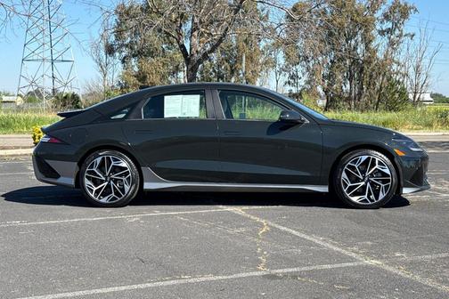 Digital Green 2023 Hyundai IONIQ 6 SEL
