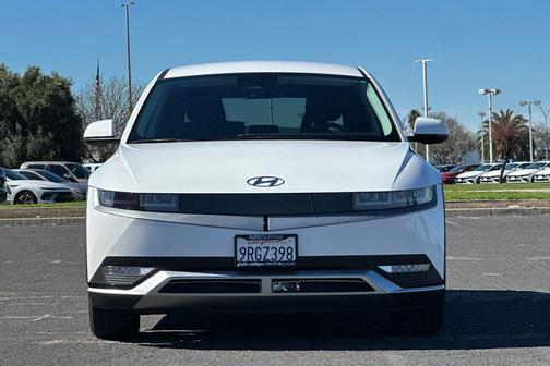 2023 Hyundai IONIQ 5 SE