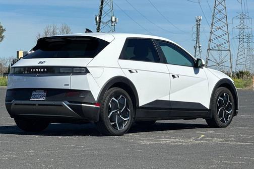 2023 Hyundai IONIQ 5 SE