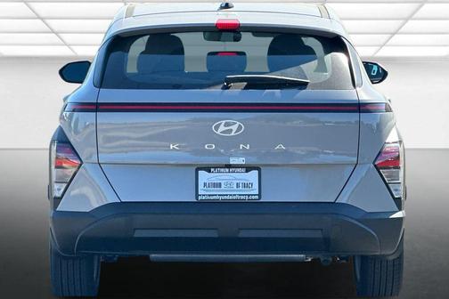 2025 Hyundai KONA SE