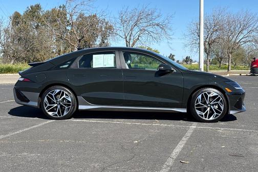 2023 Hyundai IONIQ 6 SEL