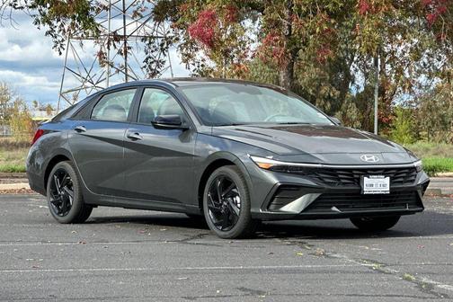 2026 Hyundai ELANTRA Sport