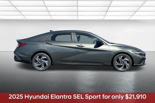 2025 Hyundai ELANTRA Sport