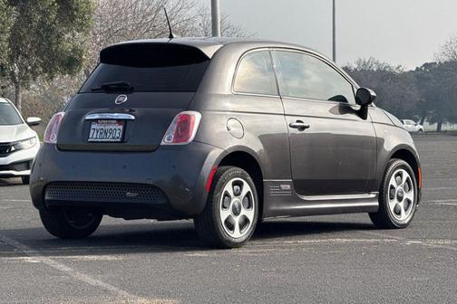 2017 FIAT 500e Battery Electric