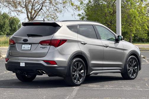 2018 Hyundai Santa Fe Sport 2.0L Turbo Ultimate