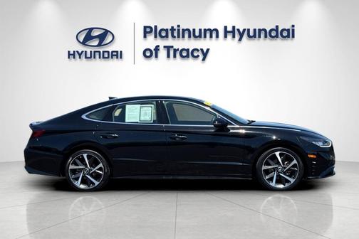 Onyx Black 2023 Hyundai SONATA SEL Plus