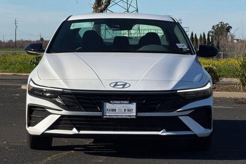 2026 Hyundai ELANTRA Sport