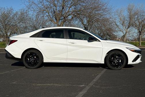 2026 Hyundai ELANTRA Sport