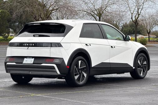 2026 Hyundai IONIQ 5 SE