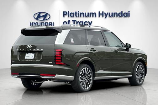 Titan Charcoal Pearl 2026 Hyundai Palisade Hybrid Calligraphy