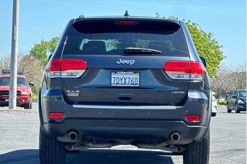 Maximum Steel Metallic Clearcoat 2014 Jeep Grand Cherokee Limited