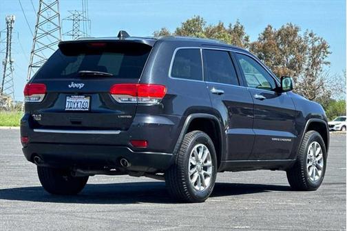 Maximum Steel Metallic Clearcoat 2014 Jeep Grand Cherokee Limited