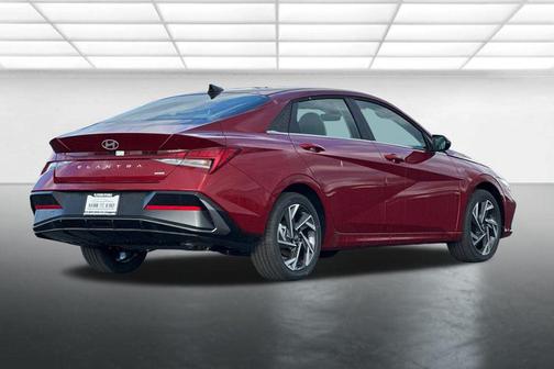 2025 Hyundai ELANTRA HEV Limited