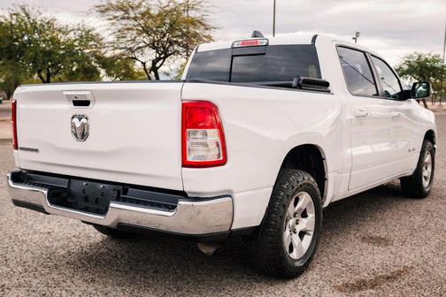 Bright White Clearcoat 2019 RAM 1500 Big Horn