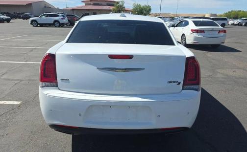 Bright White Clearcoat 2017 Chrysler 300 S