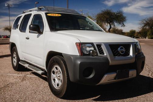 Glacier White 2014 Nissan Xterra X