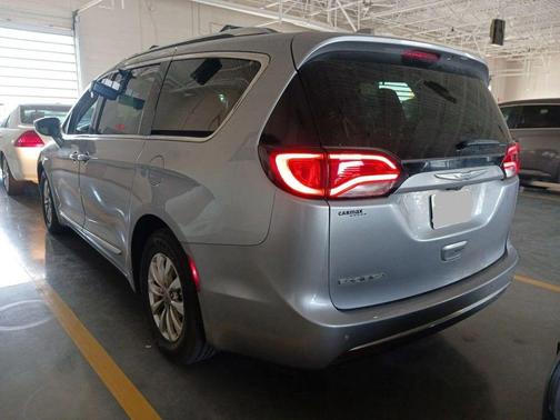 Silver 2018 Chrysler Pacifica Touring-L
