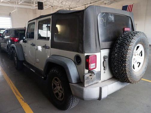 Silver 2007 Jeep Wrangler Unlimited X