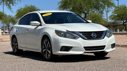 Pearl White 2017 Nissan Altima 2.5 SR