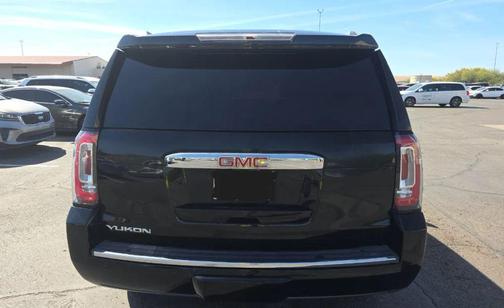 Black 2015 GMC Yukon Denali