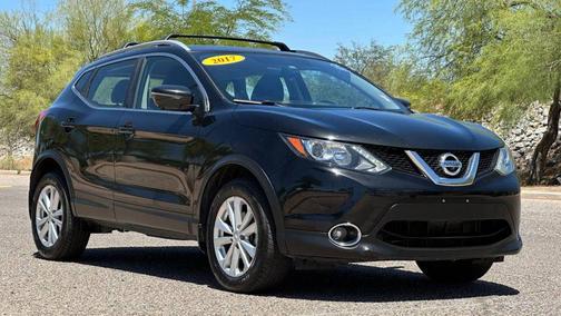Magnetic Black 2017 Nissan Rogue Sport SV