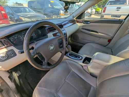 Black 2008 Chevrolet Impala LT