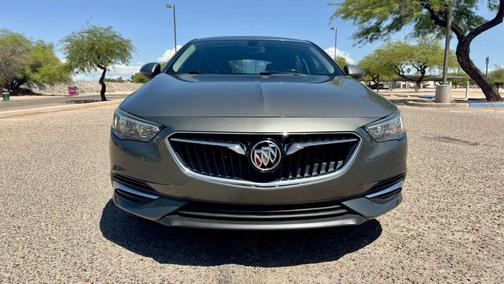 Smoked Pearl Metallic 2018 Buick Regal Sportback Preferred