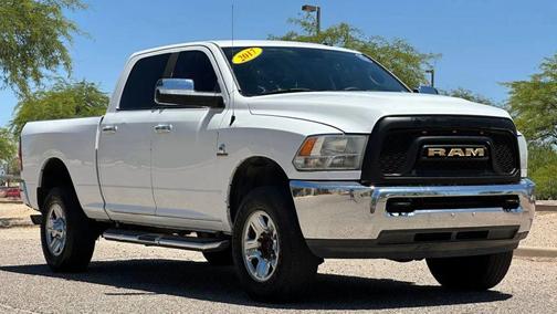Bright White Clearcoat 2017 RAM 2500 SLT Crew Cab 4x4 6'4' Box