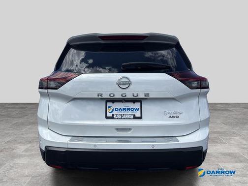 Everest White Pearl 2025 Nissan Rogue SV