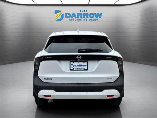 2025 Nissan Kicks SV