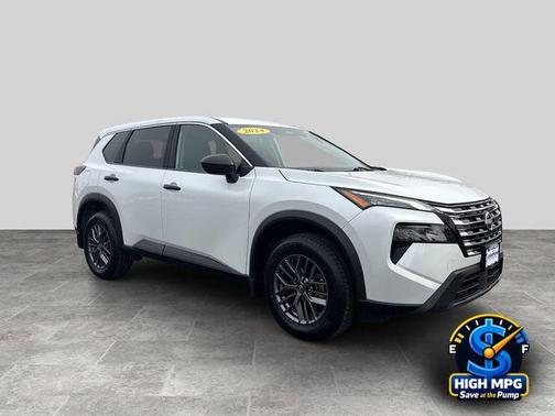 Everest White Pearl 2024 Nissan Rogue S
