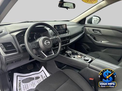 Everest White Pearl 2024 Nissan Rogue S