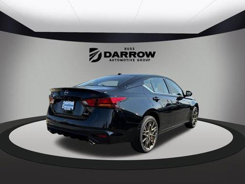 2025 Nissan Altima SR AWD