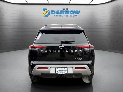 2025 Nissan Pathfinder Platinum 4WD