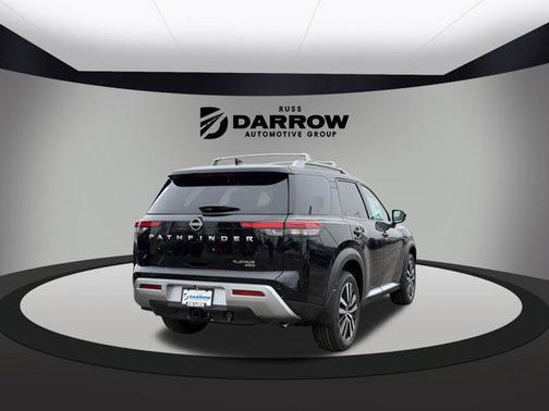 2025 Nissan Pathfinder Platinum 4WD
