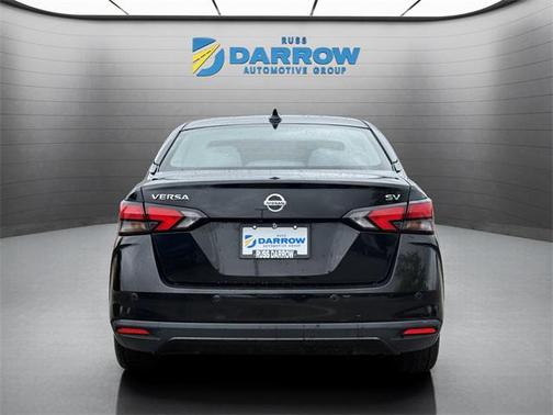 2021 Nissan Versa 1.6 SV