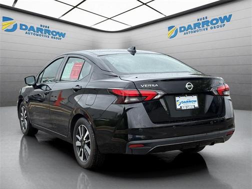 2021 Nissan Versa 1.6 SV