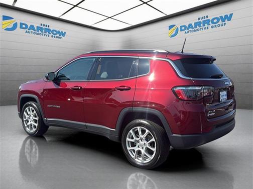 2022 Jeep Compass Latitude Lux