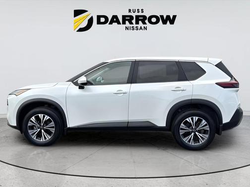 Pearl White Tricoat 2023 Nissan Rogue SV