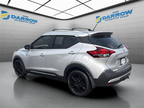 2020 Nissan Kicks SR