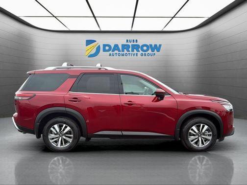 2024 Nissan Pathfinder SL 4WD